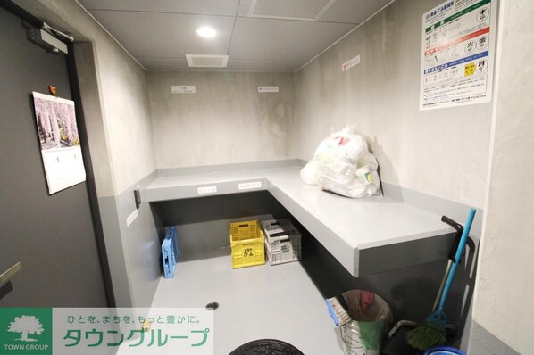 レオーネ新御徒町の物件内観写真